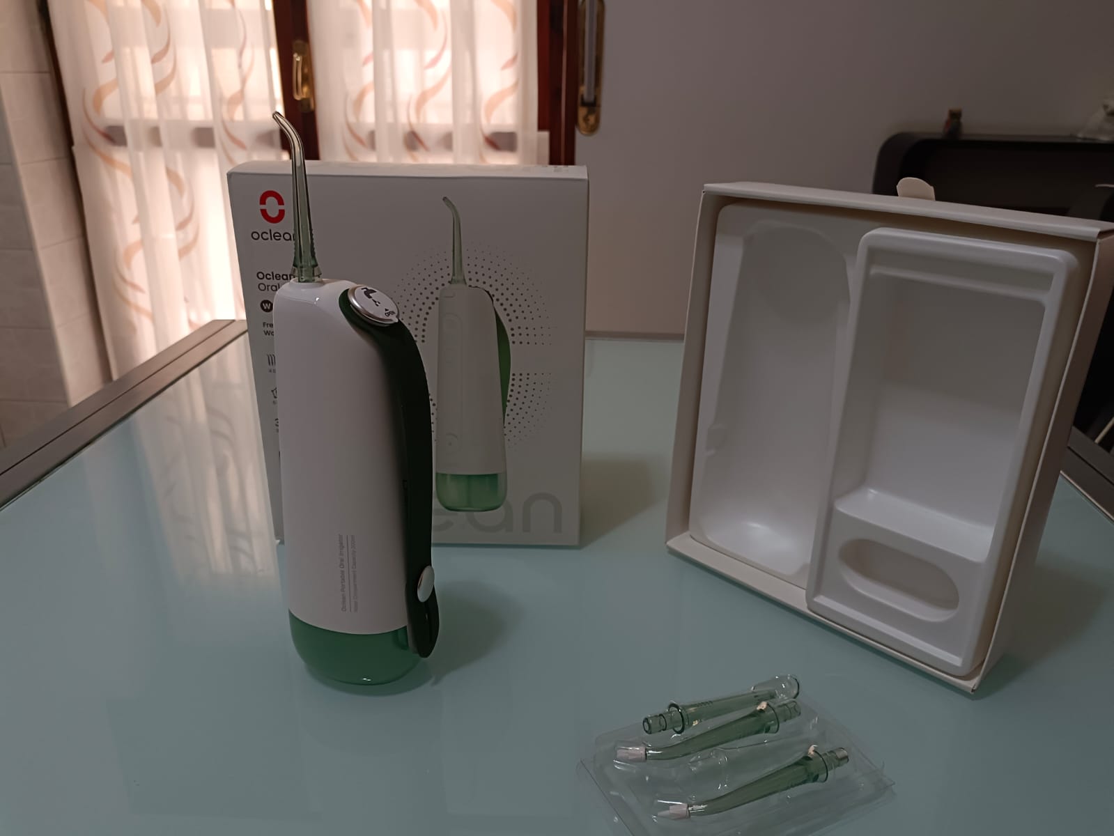 Oclean W10 Filo interdentale senza fili : l